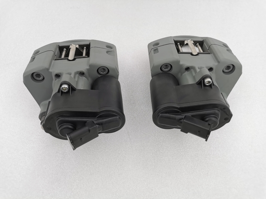 Car Dual Rear Caliper Tesla Electronic Handbrake For 19 Inch Wheel